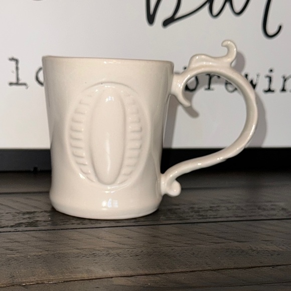 POTTERY BARN PB A-Z MUGS Elegant Cream Ceramic Mug Cup Initial Monogram Letter O - Picture 2 of 13